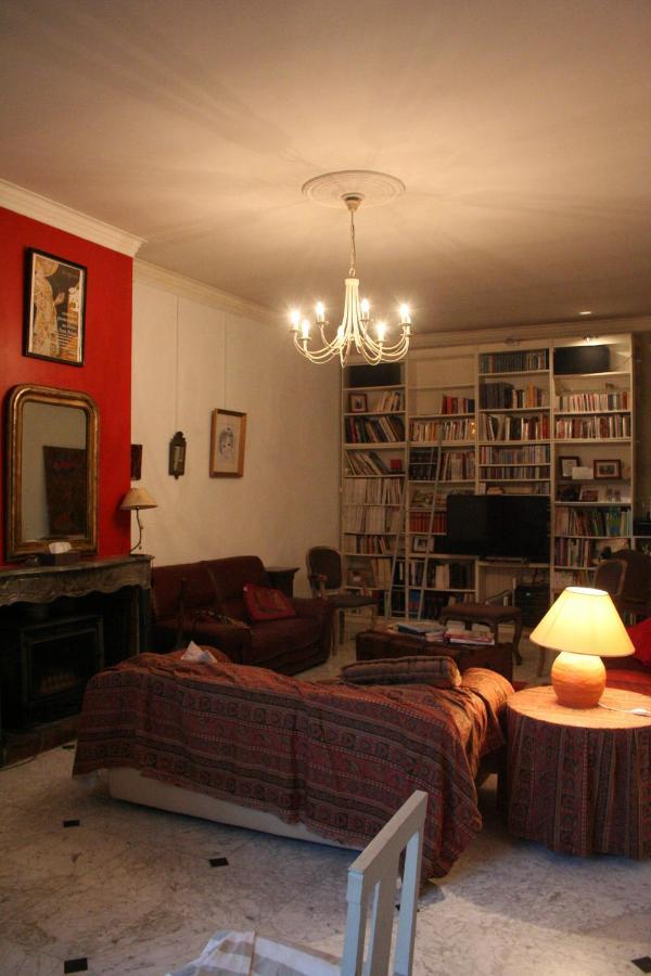 Le Mas Des Dames Appartement Авиньон Екстериор снимка