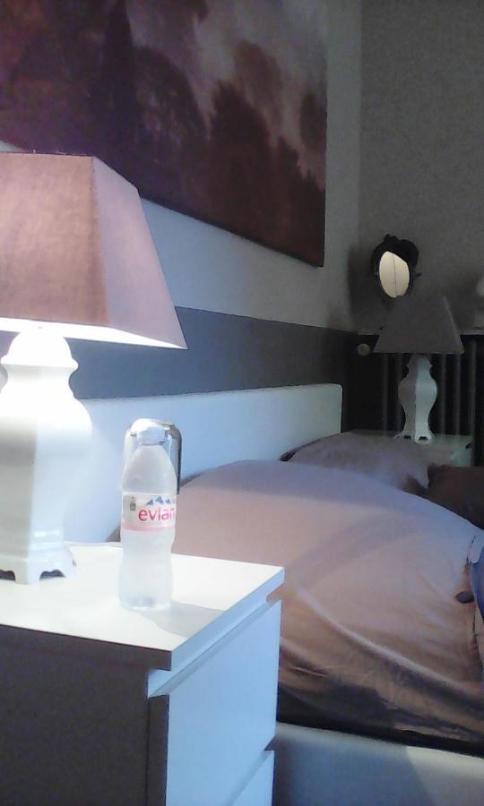 Le Mas Des Dames Appartement Авиньон Екстериор снимка
