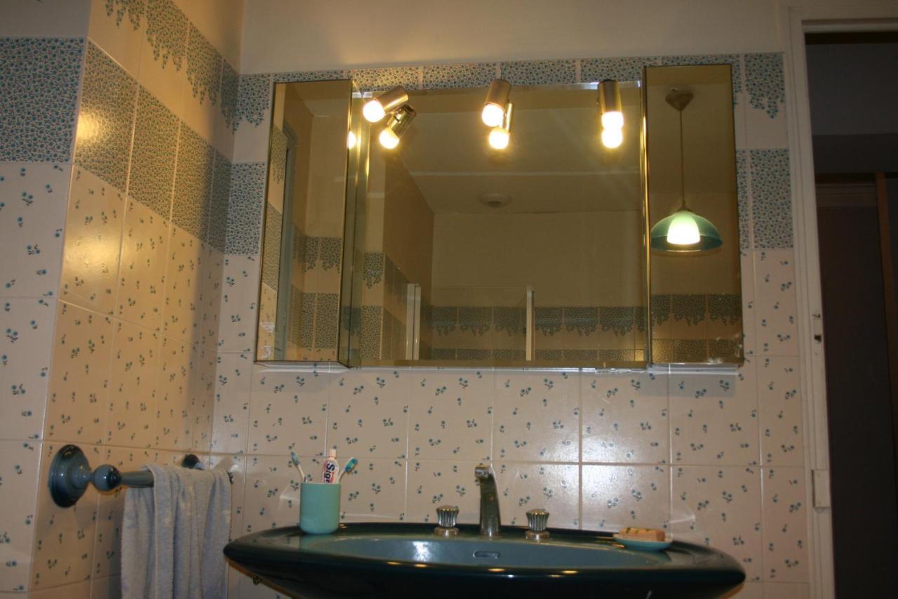 Le Mas Des Dames Appartement Авиньон Екстериор снимка